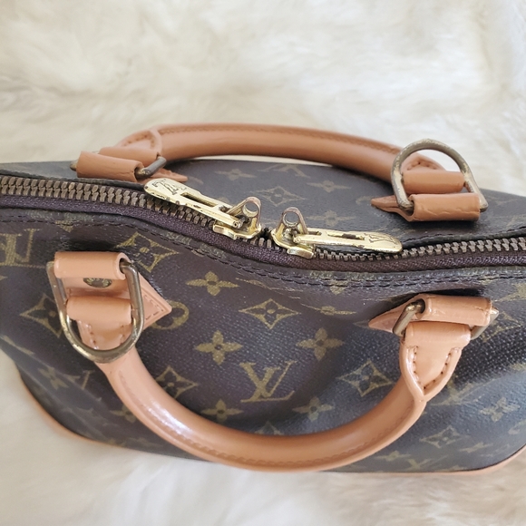 ❤️👜Authentic Louis Vuitton Alma PM👜❤️ - Picture 7 of 15